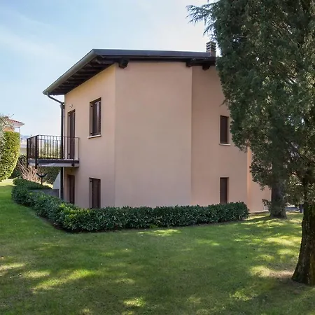 Montebaldo With Pool Апартаменты Гарда