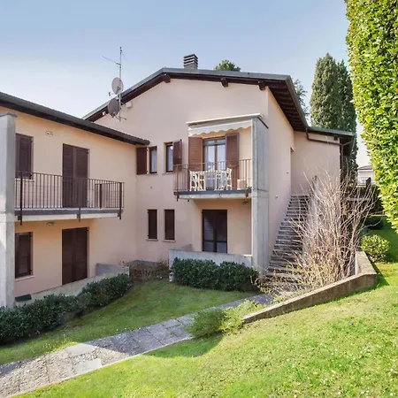 Montebaldo With Pool Apartment *