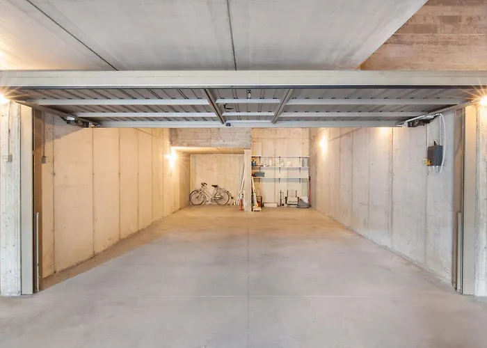 Montebaldo With Pool 公寓 *