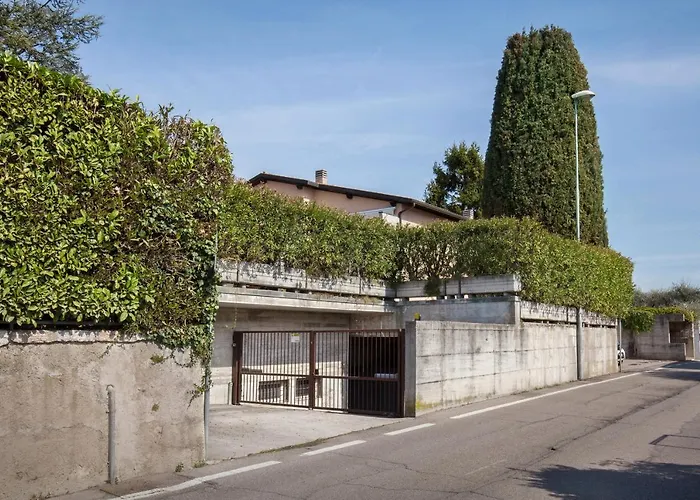 Montebaldo With Pool 加尔达